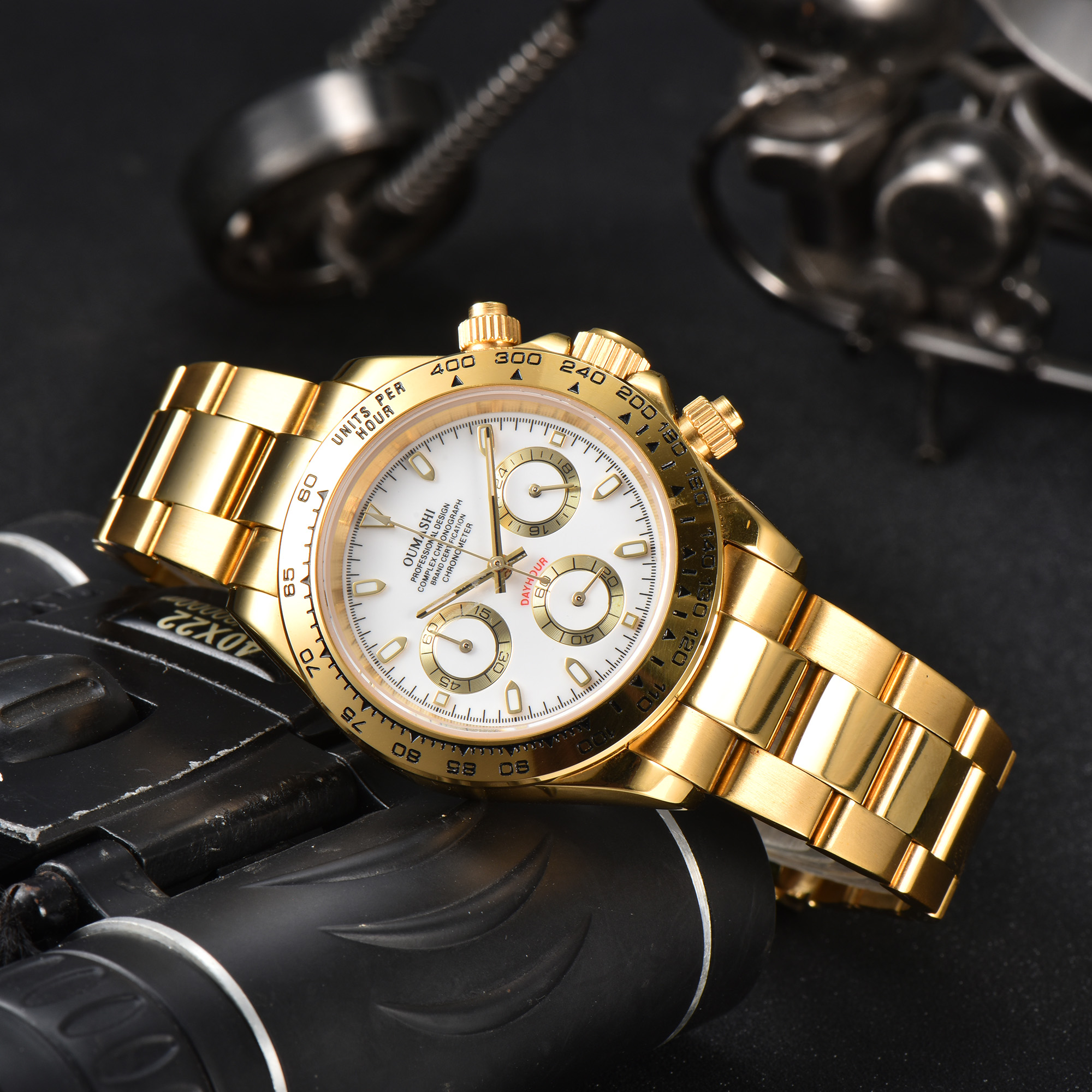 39mm VK63 watch Gold Stainless - Stainless Bracelet Diver reseña y precio