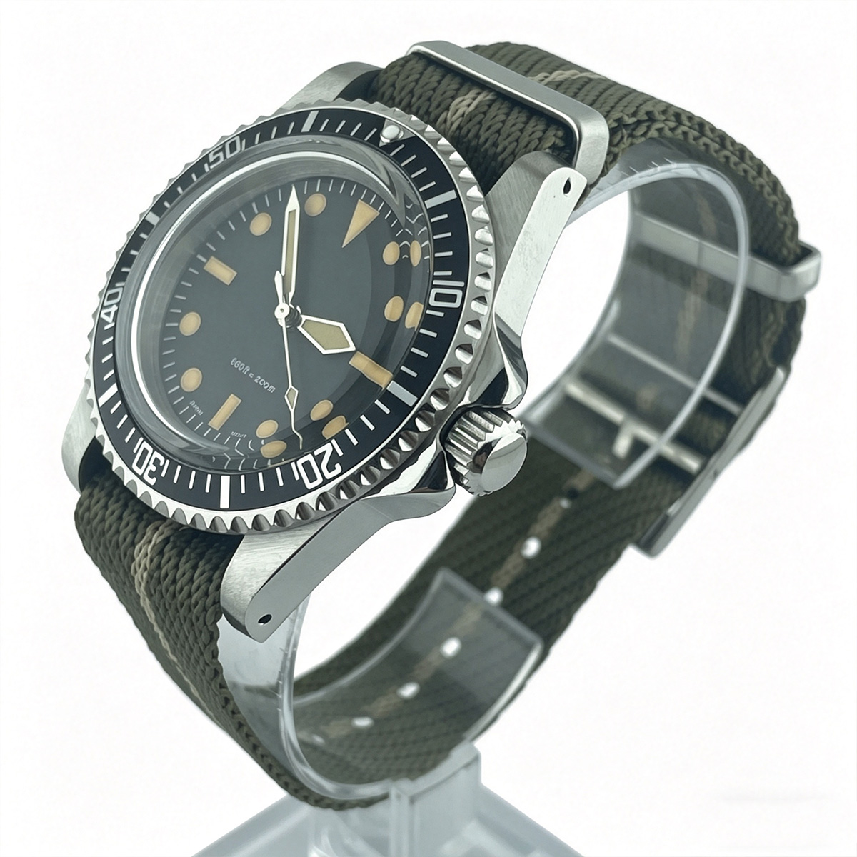 39.5mm Diver Retro watch acryl - Tropic Strap Vintage reseña y precio