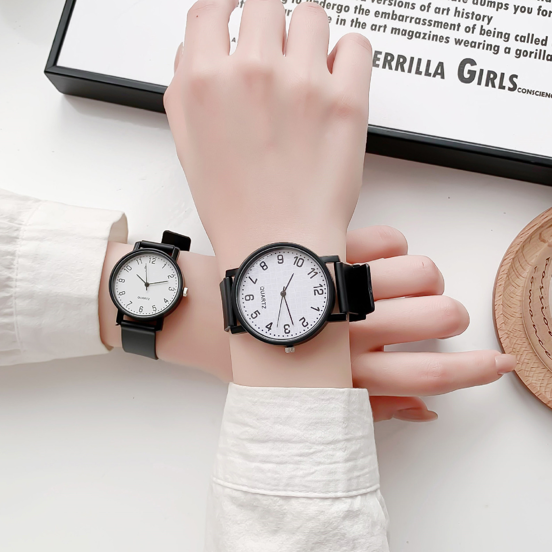 Simple Black Watch Quartz Watc - Silicone Band Women reseña y precio