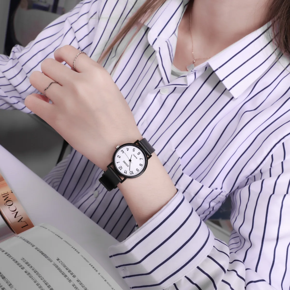 Simple Black Watch Quartz Watc - Silicone Band Women reseña y precio